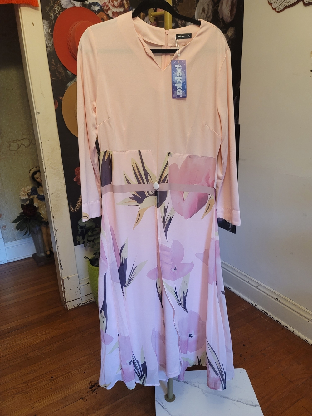 (Lot 3)  XL Floral Maxi Dresses Brand: Hekka
